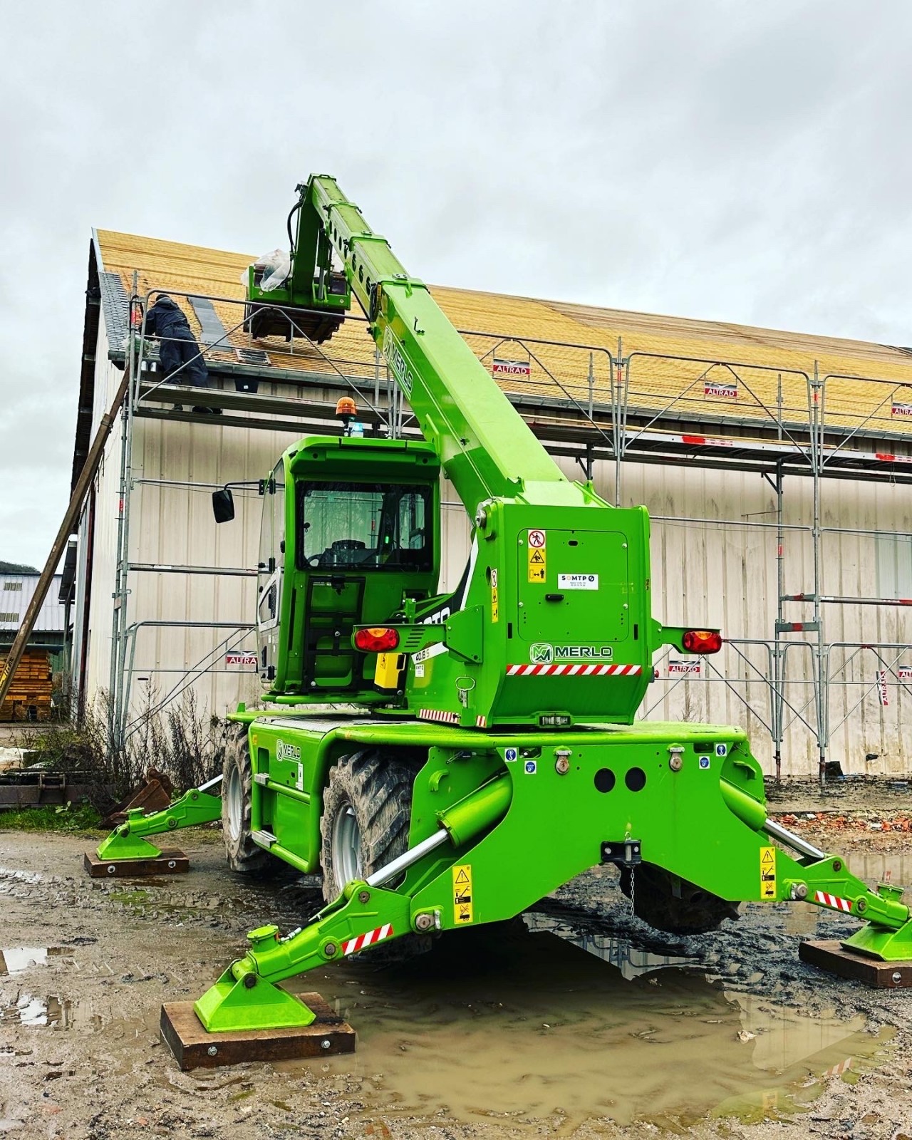 COUVERTURE D'UN BÂTIMENT EN ARDOISE NATUREL D'ESPAGNE 30/20 CUPA 12 ARDOISIER A VALMONT 76