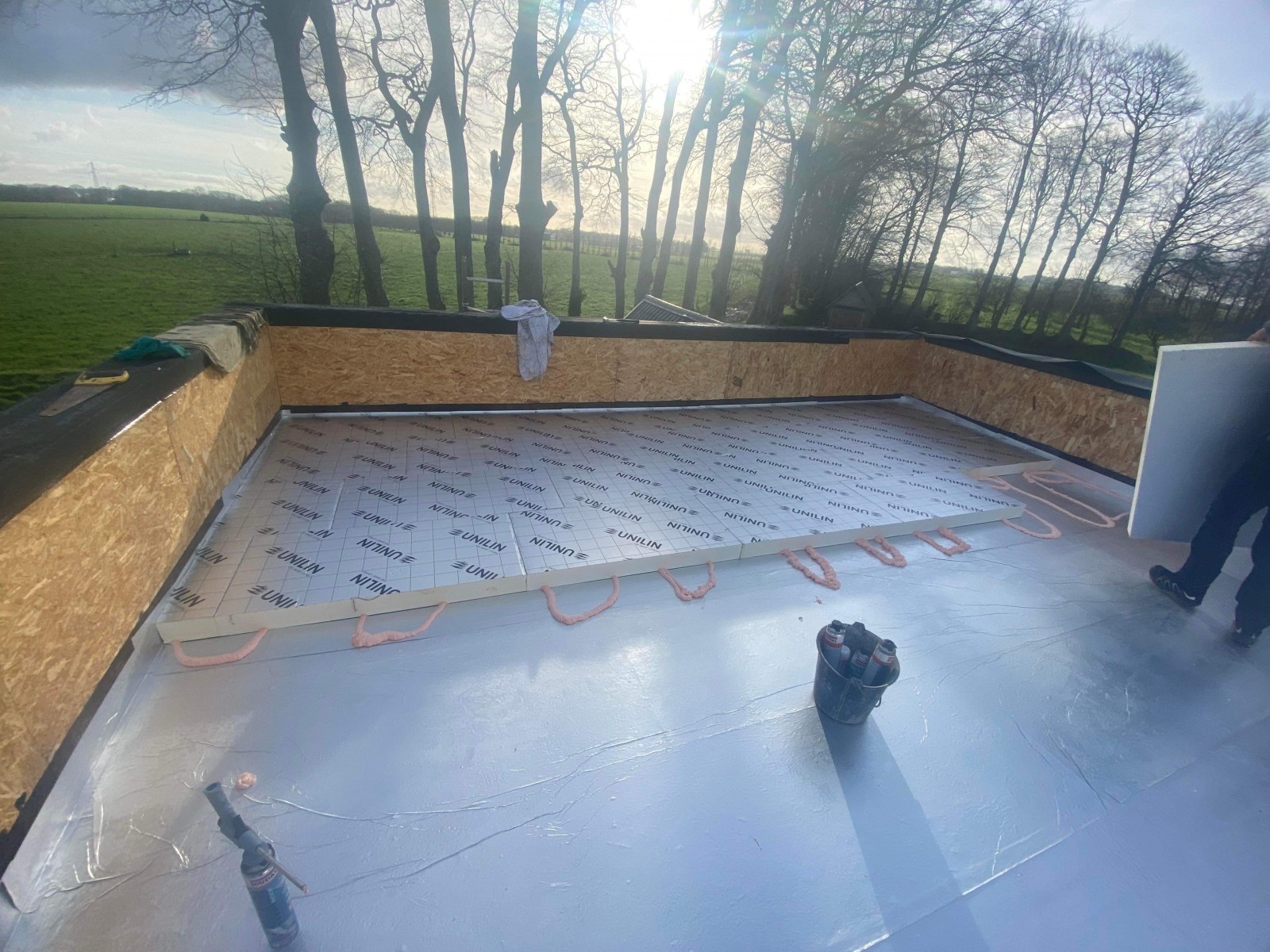 Réalisation d'une étanchéité EPDM rubbercover avec isolation en Seine-Maritime 76