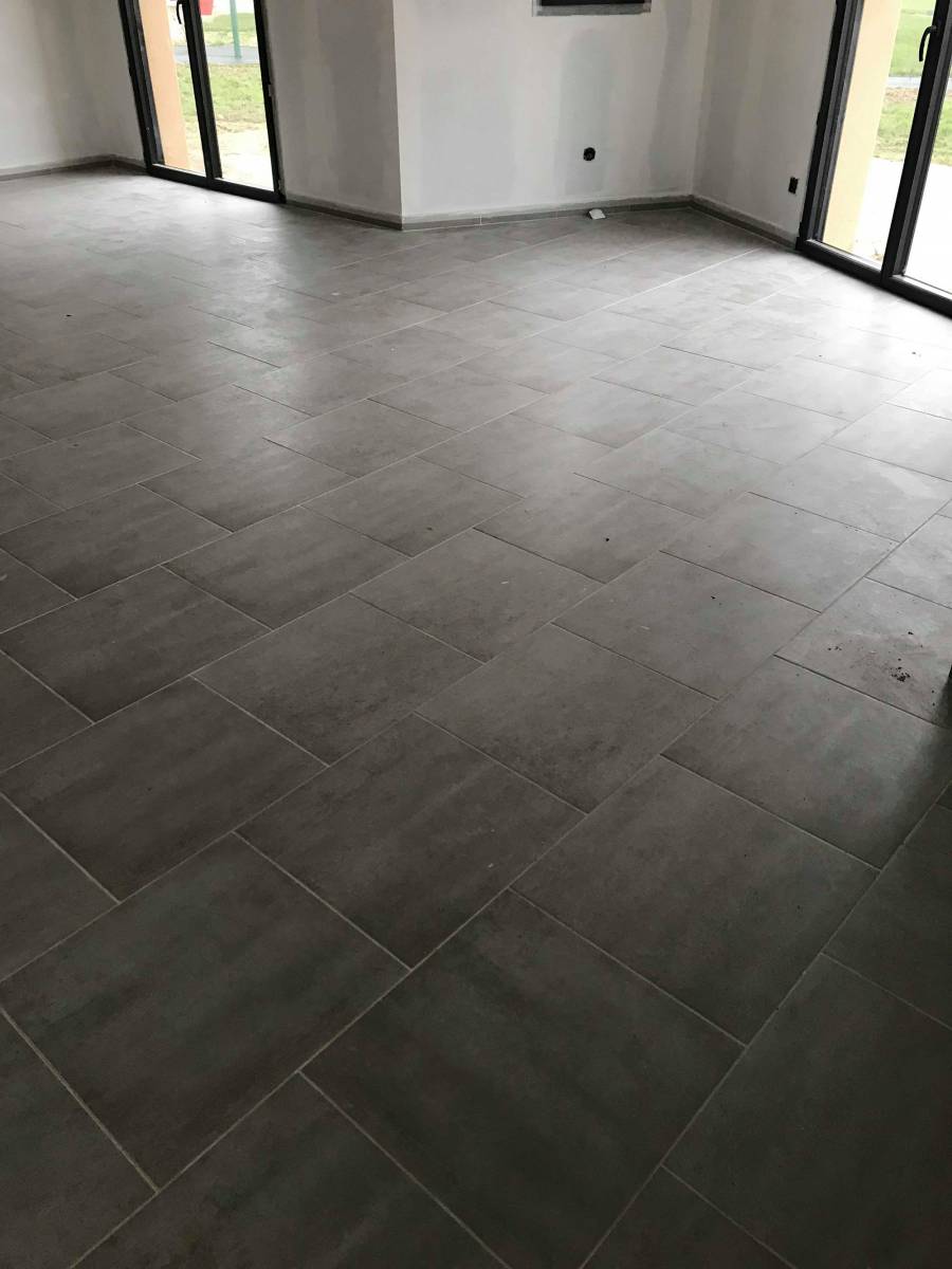 Création de carrelage au sol proche Valmont 76